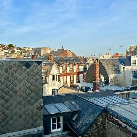 Hissez - Idealement Place, Plage, Restaurants, Commerces *